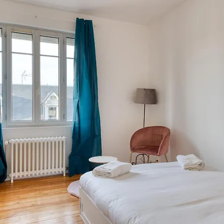 La Maison Du Cavalier Bleu Et Son Independant Au Coeur D'yvetot ! *