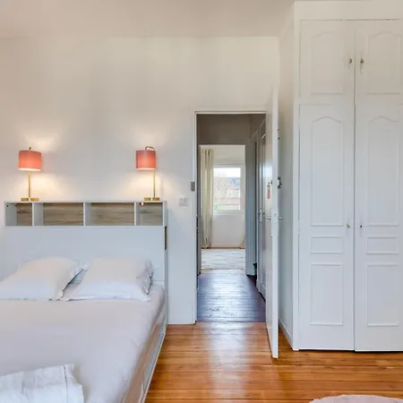 Σπίτι διακοπών La Maison Du Cavalier Bleu Et Son Independant Au Coeur D'yvetot !